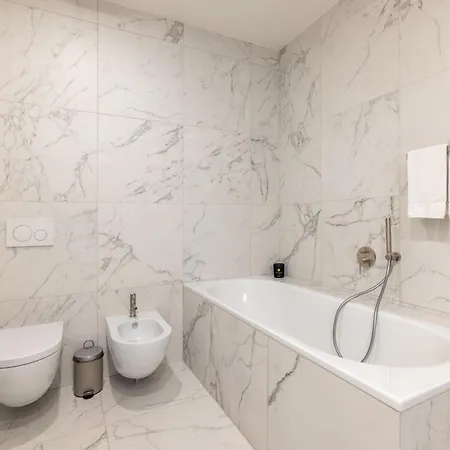 公寓 Modern In A Quiet Yet Location *