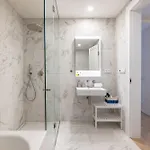 公寓 Modern In A Quiet Yet Location *