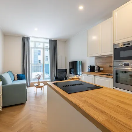 Apartment Modern In A Quiet Yet Location