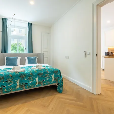 Modern In A Quiet Yet Location Prag