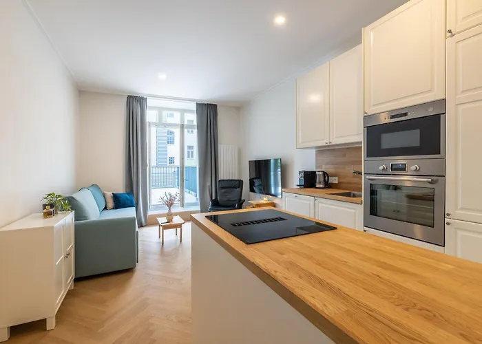 アパート Modern In A Quiet Yet Location